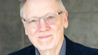 Portræt af professor Jens Juul Holst