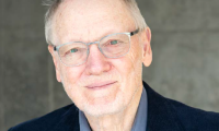 Portræt af professor Jens Juul Holst