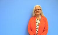 Portræt af Liselott Blixt taget ifm. Psoriasisforeningens Sundhedspolitiske Forum